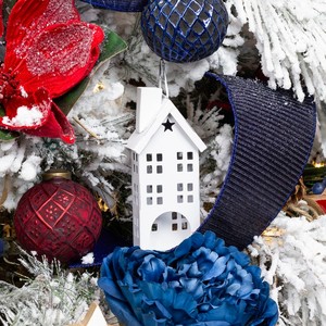 Adorno navideño de Casa Blanca colgante de metal decorativo para decoración de árbol de Navidad a bajo precio - Product Image 6
