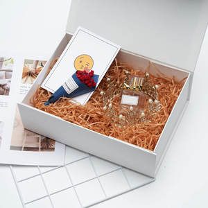 Boîte-cadeau blanche de 11x7.8x3.5 pouces avec couvercle magnétique boîtes de chemise de garçon d'honneur pliables pour emballage cadeau de vêtements - Product Image 2