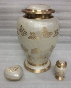 Urnas de cremación de calidad premium hechas a mano con diseños y gráficos especiales utilizados para los recuerdos de los antepasados y seres queridos. - Product Image 6
