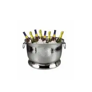 Conception unique refroidisseur de vin fonte d'aluminium fini argent seau à glace en métal champagne de haute qualité avec poignée et base à pied - Product Image 5