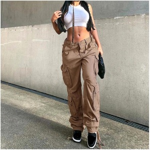 Pantalon cargo léger à logo personnalisé pour hommes, vêtements de rue, avec ceinture élastique et cordon de serrage, de couleurs unies, pour une utilisation utilitaire en extérieur - Product Image 3