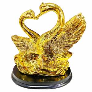 HOME GENIE Golden Swan Pareja Showpiece Símbolo hecho a mano de amor y unidad | Decoración elegante para el hogar y la Oficina - Product Image 1