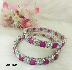 Conjunto de brazaletes AD hechos a mano, joyería de moda para mujer, aleación de Zinc hecha para bodas, fiestas, ocasiones especiales de regalo - Product Image 4