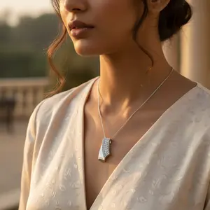 Pendentif en argent 925 avec zircone cubique pour femmes, plaqué or 18 carats, bijoux de mode avec motif numérique et couleur de placage 18 carats - Product Image 2