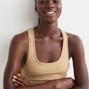 Top Sale Sujetador deportivo personalizable con logotipo único Nuevo estilo Sublimación Característica transpirable Precio bajo Conjunto de sujetador personalizable - Product Image 6