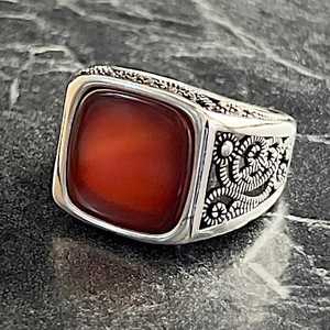 Anillo de Plata de Ley 925 Hecho a Mano con Estilo Floral para Hombre, Anillo Cuadrado de Plata con Gema de Ágata Roja, Corte Único, Joyería Fina para Hombre - Product Image 3