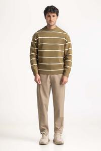 Pull en maille tendance pour homme, style Hong Kong, col rond, ample, tendance, dernière tendance, vente chaude, personnalisable en usine, 2024-25 - Product Image 2