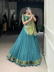 Festival Wear Pure Rayon con Zari Weaving Lehenga Choli Mujer Fabricante de moda de la India a la tarifa más baja - Product Image 4