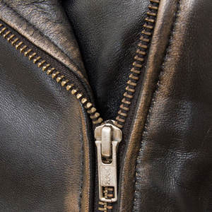 Chaqueta de Cuero para Mujer de Primera Calidad con Tela Satinada, Cierre de Cremallera Elegante, Ecológica e Impermeable, Ropa Casual - Product Image 4