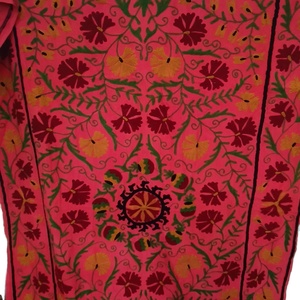 Tapisserie murale Suzani en coton fait main indien, broderie multicolore, décoration murale, décoration intérieure - Product Image 2