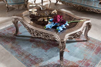 Ensemble de meubles de salon luxueux et modernes pour appartement, canapé et fauteuils rembourrés en velours, table sur piédestal en bois massif, style royal