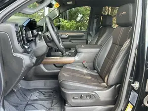 Chevrolet Silverado 2500 2024 Certificada - Product Image 5