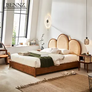BENNZ vintage Massivholz-Retro-Rattanbett 1,8 m doppel für Ferienwohnung und Schlafzimmer