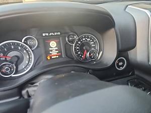 Ram 1500 Big Horn 2024 Usada en Buen Estado, Cabina Doble de 4 Puertas, Tracción en las 4 Ruedas, Caja de Carga de 5.6 pies - Product Image 5