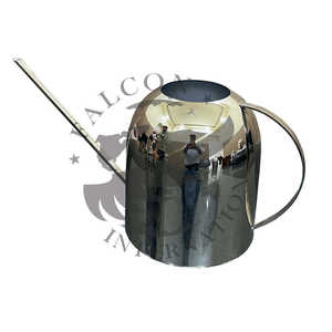 Heavy metal watercane made for long term <b>garden</b> use <b>featuring</b> strong structure balanced pouring and ergonomic handle - Product Image 2