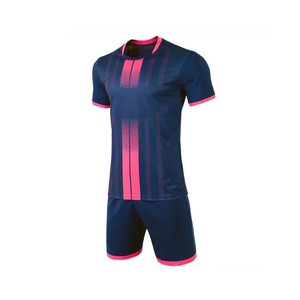 Fabricant de conception Vêtements de sport Vêtements d'entraînement Bon matériel Uniformes d'équipe de football Maillot respirant Maillot de football - Product Image 4
