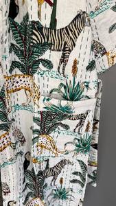 Chaqueta Kantha con estampado de jungla India hecha a mano, bata Kantha de algodón de invierno en estilo Kimono, ropa de playa - Product Image 4