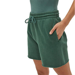 กางเกงขาสั้นผ้าระบายอากาศสไตล์ใหม่สำหรับผู้หญิงกางเกงขาสั้นสีทึบแบบกำหนดเองได้ - Product Image 5