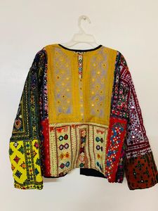 Boho Banjara แจ็คเก็ตกับวินเทจแพทช์ทำงานสำหรับผู้หญิง - Product Image 2