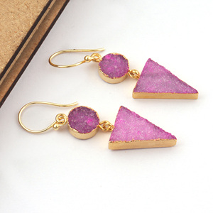 Boucles d'oreilles géométriques à deux niveaux naturel rose vif sucre agate druzy crochet d'oreille boucle d'oreille plaqué or 18 carats boucles d'oreilles d'approvisionnement en gros - Product Image 5