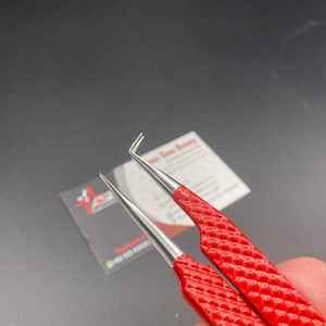 แหนบต่อขนตาแบบด้ามจับเพชร90องศาแบบกำหนดเองสไตล์คลาสสิกแหนบปลายแหลมสีแดงคงทน - Product Image 1