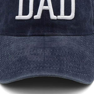 หมวกวันพ่อที่ดีที่สุดสำหรับคุณพ่อ พร้อมดีไซน์ปักลายด้านหน้าตามสั่ง และทรงปีกโค้งแบบคลาสสิก - Product Image 5
