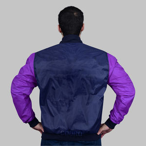 Chaqueta Bomber Personalizada Oversized Invierno Gruesa Chaqueta Recortada Informal Bordado Tela de Nailon Unisex - Product Image 4