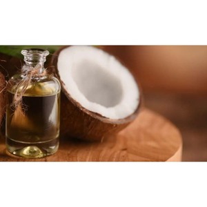 Vente en gros d'huile de noix de coco biologique en vrac non raffinée à usage cosmétique et culinaire - Product Image 5