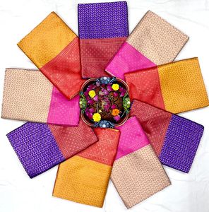 MAGNIFIQUE TRAVAIL DE PALLU EN JACQUARD SUR TOUT LE SAREE. - Product Image 3