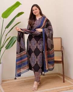 Colección de Diseñador SUMMER DHAMAKA, Salwar Kameez Tradicional para Mujer, Ropa de Fiesta, Detalles de Bordado, Secado Rápido por Ambos Lados - Product Image 1