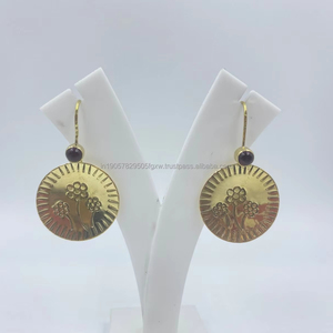 Pendientes chapados en oro de lujo al mejor precio para mujer, joyería de perlas elegante para bodas, fiestas, clásico, añade glamour a tu atuendo - Product Image 1