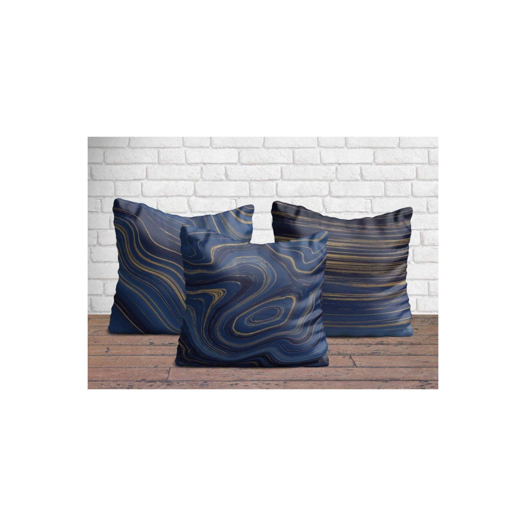 มีสีสัน