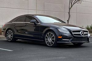 Mercedes-Benz CLS550 2014 Usado, Motor V8 Twin-Turbo de 402 hp, Propiedad de Texas, Mayormente sin Modificaciones - Product Image 3