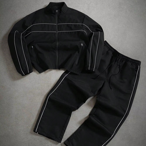 Conjunto Deportivo Personalizado con Logotipo, Estilo Urbano, Oversize, Transpirable, Ligero, Unisex, de Nailon, para Otoño, Chaqueta Cortavientos y Pantalones Deportivos - Product Image 1