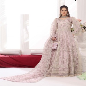 Vente à prix réduit Costumes indiens brodés de luxe Robes de mariée de Motis Fashion Robes pour femmes Costumes Anarkali - Product Image 5