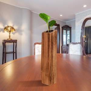 Vase en bois transparent de style ferme moderne en gros pour hôtels, restaurants, cafés, porte-fleurs décoratif écologique - Product Image 4