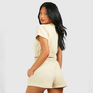 Fabricantes de Conjuntos Deportivos de Sudadera con Capucha y Pantalones Cortos Holgados para Mujer, al por Mayor, OEM - Product Image 5