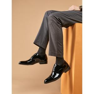 Chaussures Oxford en cuir décontractées pour hommes de haute qualité avec lacets antidérapants, adaptées à un usage professionnel. - Product Image 4