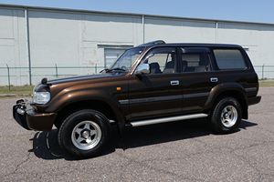 LandCruisers VX Limited 4WD SUV 1996 - Product Image 3