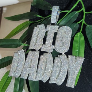 Pendentif complet VVS Moissanite Design personnalisé Iced Initial Lettre Nom Bling Argent Sterling 925 Diamant Hip Hop Or fin/Argent - Product Image 1