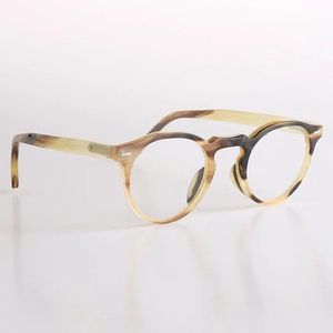 Gafas de Sol de Cuerno de Búfalo de Alta Calidad Hechas a Mano |   Gafas de Lujo con Montura de Cuerno Natural Orgánico - Product Image 4