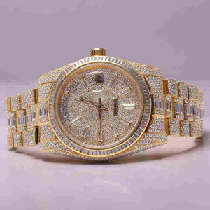 Reloj Automático con Incrustaciones de Diamantes Moissanite Redondos y Baguette con Claridad VVS, Totalmente Engastado, a Precio de Mercado, para Distribuidores Mayoristas - Product Image 1