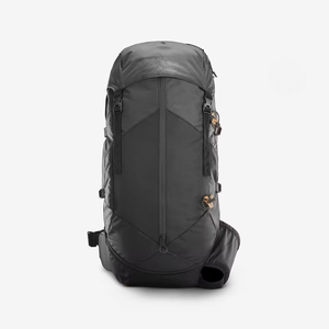 Mochila para Portátil con Forro de Nailon de Alta Calidad de Empresa Vietnamita, Impermeable, Tendencia Actual para Viajes y Escalada - Product Image 1