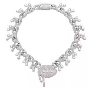 Collar Cubano de Alta Gama con Diamantes Moissanite, Joyería Brillante para un Look Urbano y Seguro - Product Image 1