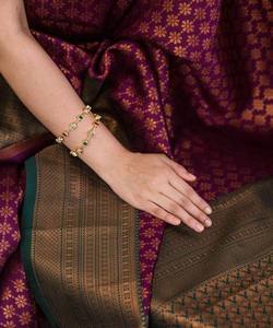 DERNIÈRE LICHI SOIE BIOLOGIQUE BANARASI SAREE AVEC CHEMISIER NON COUDU VÊTEMENT DE MARIAGE PRIX DE GROS VÊTEMENT ETHNIQUE BANARASI SAREE - Product Image 6