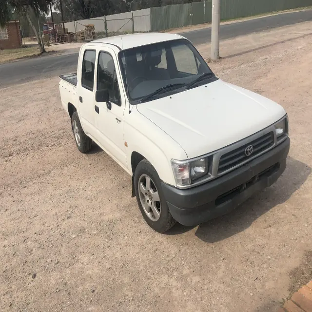 1998 Used Hilux pickup 4x4 diesel double cabin pickup truck available for sale