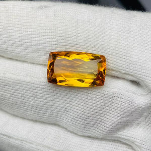 Citrino natural tallado en esmeralda, calidad AAA, con un brillo excepcional y un bonito color. Piedras perfectas para la elaboración y pulido de cualquier joyería. - Product Image 4
