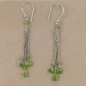 Boucles d'oreilles pendantes en argent 925 avec turquoise et péridot pour femmes, pendentif classique et tendance en pierre précieuse verte pour les fêtes - Product Image 1