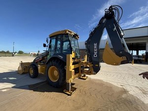 Chargeuse-pelleteuse JOHN DEERE 315SL neuve/d'occasion 2023 avec une charge nominale de 9 tonnes, une puissance de 75 kW, pompe hydraulique et roulement inclus - Product Image 3