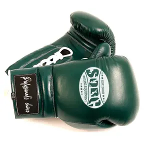 Gants de boxe de sécurité sportive en cuir de couleur verte 2023 taux de gros personnalisé qualité supérieure professionnel respirant UV - Product Image 1
